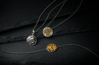 Necklaces & Pendants