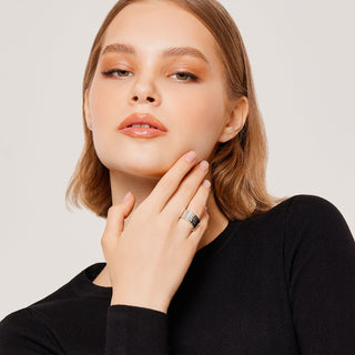 Ring in Sterling Silver with a combination of a shiny and hammered finish by Gexist®