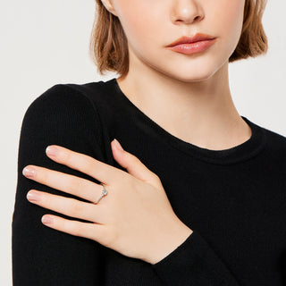 Small ring in Sterling Silver, adorned with a magnificent Mother-of-Pearl by Gexist®