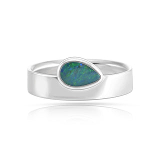 Sterling Silver ring with an AA-quality teardrop-shaped opal doublet by Gexist®