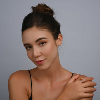 Sterling Silver ring with magnificent oval Amber cab by Gexist®