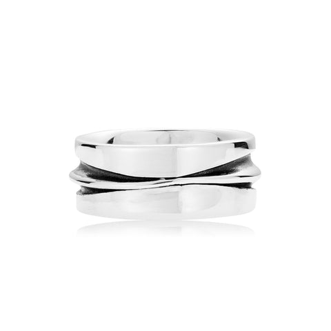 Handmade Sterling Silver Aqua Line Ring, oxidised and shiny by Gexist®
