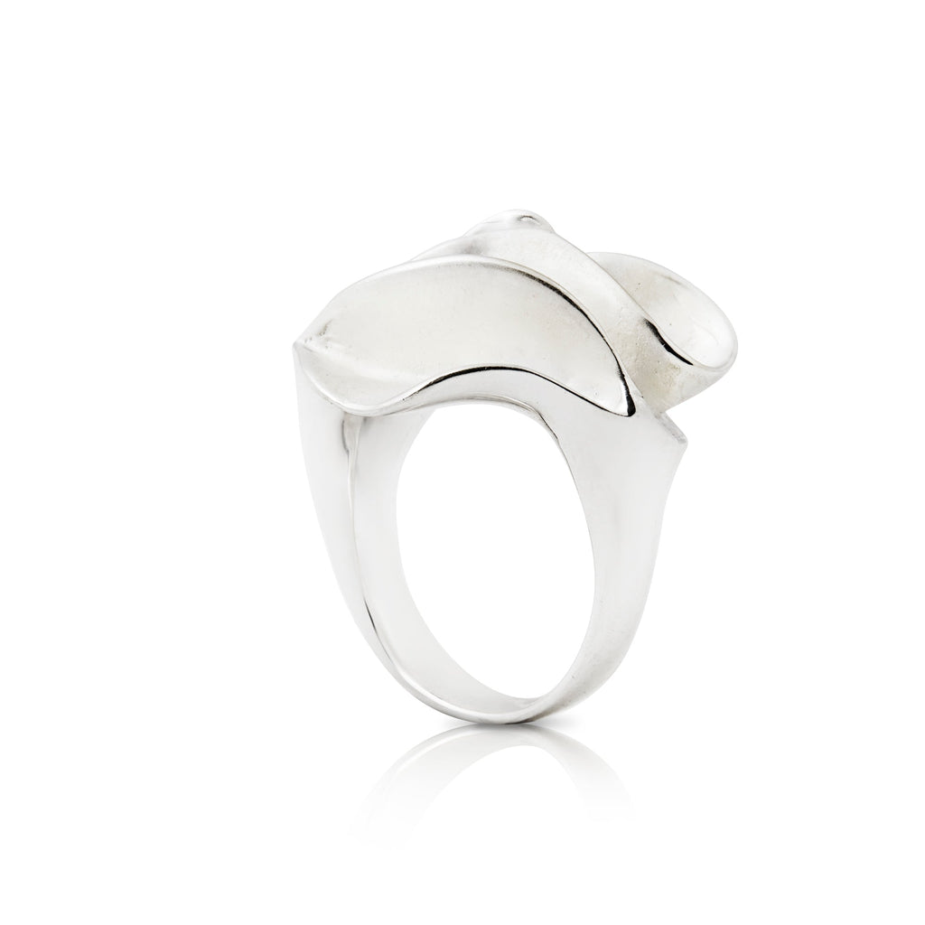Matt sterling silver ring with waves by Gexist®