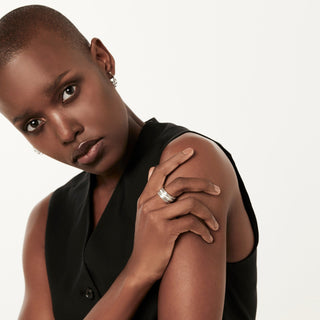 Ring in Sterling Silver with intertwined silver threads, set with a Zircon band and with a touch of oxidation by Gexist®