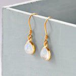 Silver Or Gold Moonstone Oval Earrings (MJ750D) by Gexist®