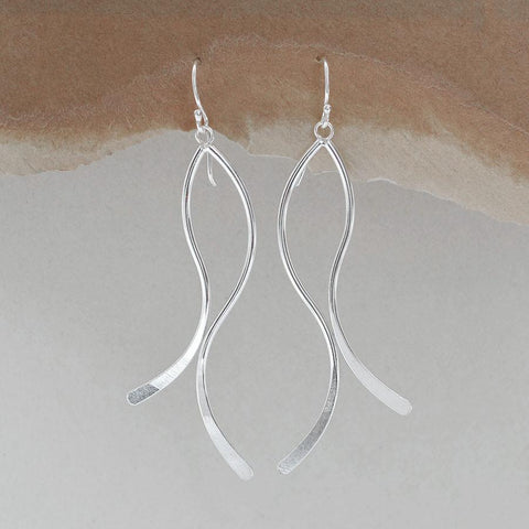 Sterling Silver Curved Ribbon Earrings (ME405E) by Gexist®