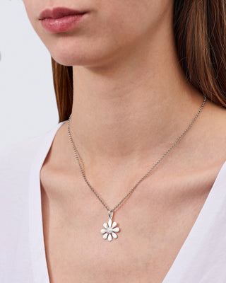 Sterling Silver Daisy Pendant by Gexist®