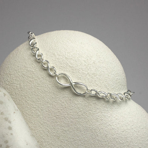 Sterling Silver Infinity Bracelet (MB132) by Gexist®