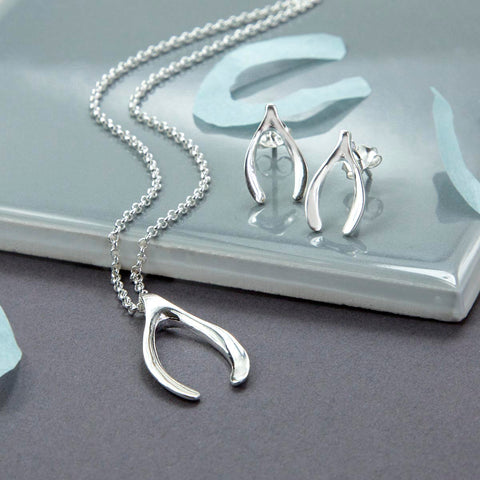 Wishbone Necklace Base | CONQUERing Inspiring Fidget Jewelry