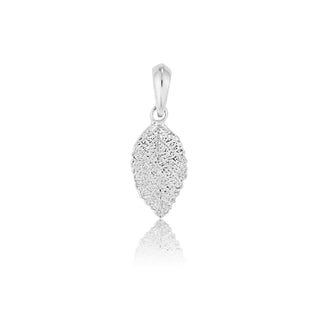 Sterling silver pendant with leaf motif by Gexist®
