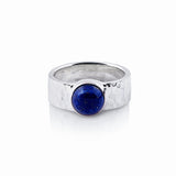 Sterling silver ring with a shiny hammered finish, set with a Lapis lazuli round cab (8mm) by Gexist®