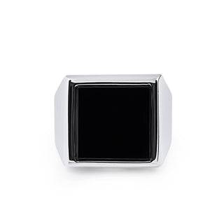 Sterling silver ring with polished and shiny finish, set with a square cut Onyx (15x15mm) by Gexist®