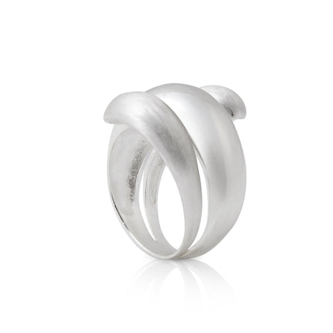 Sterling silver ring with triple wave and a finish between matt and shiny by Gexist®
